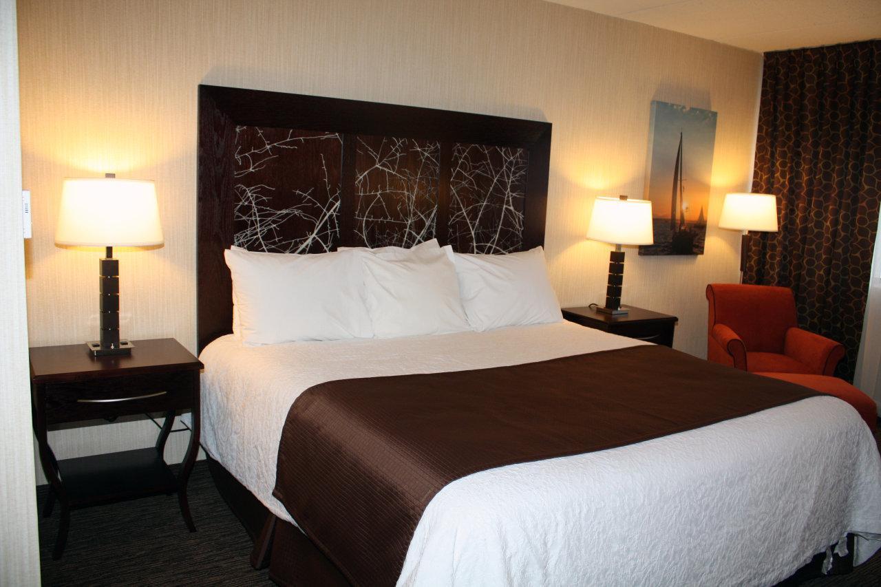 Ramada By Wyndham Buffalo Downtown Δωμάτιο φωτογραφία
