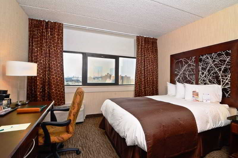 Ramada By Wyndham Buffalo Downtown Εξωτερικό φωτογραφία