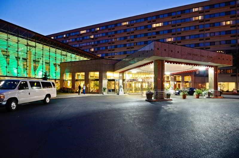 Ramada By Wyndham Buffalo Downtown Εξωτερικό φωτογραφία