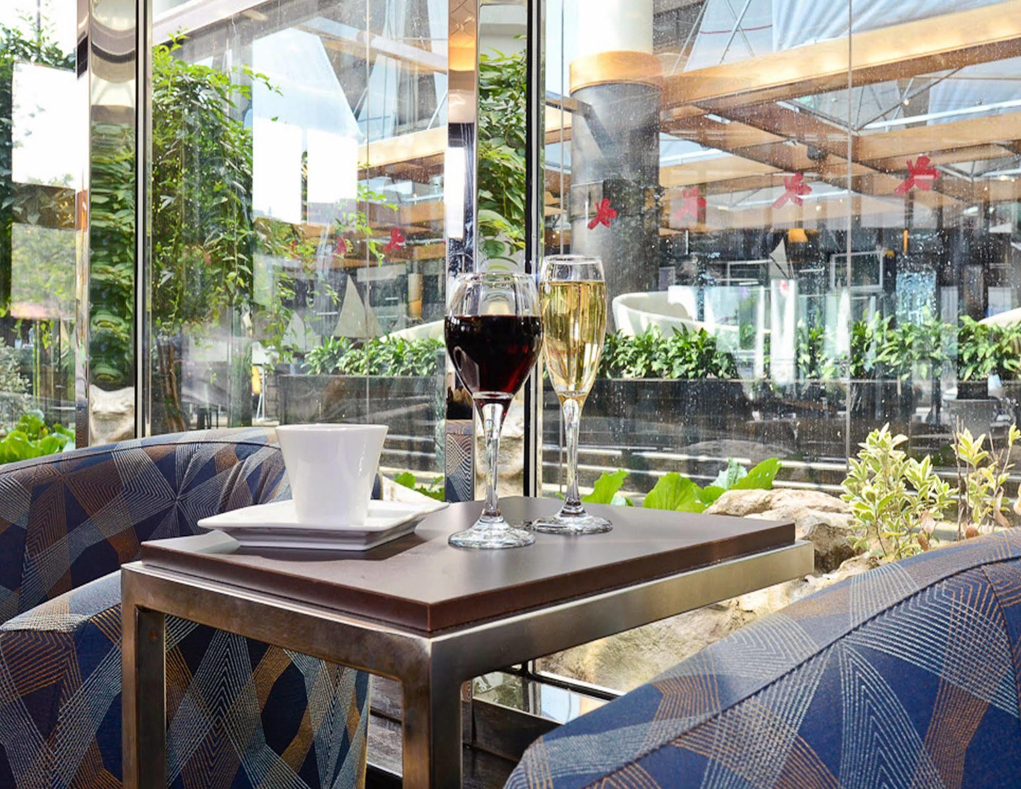 Ramada By Wyndham Buffalo Downtown Εξωτερικό φωτογραφία