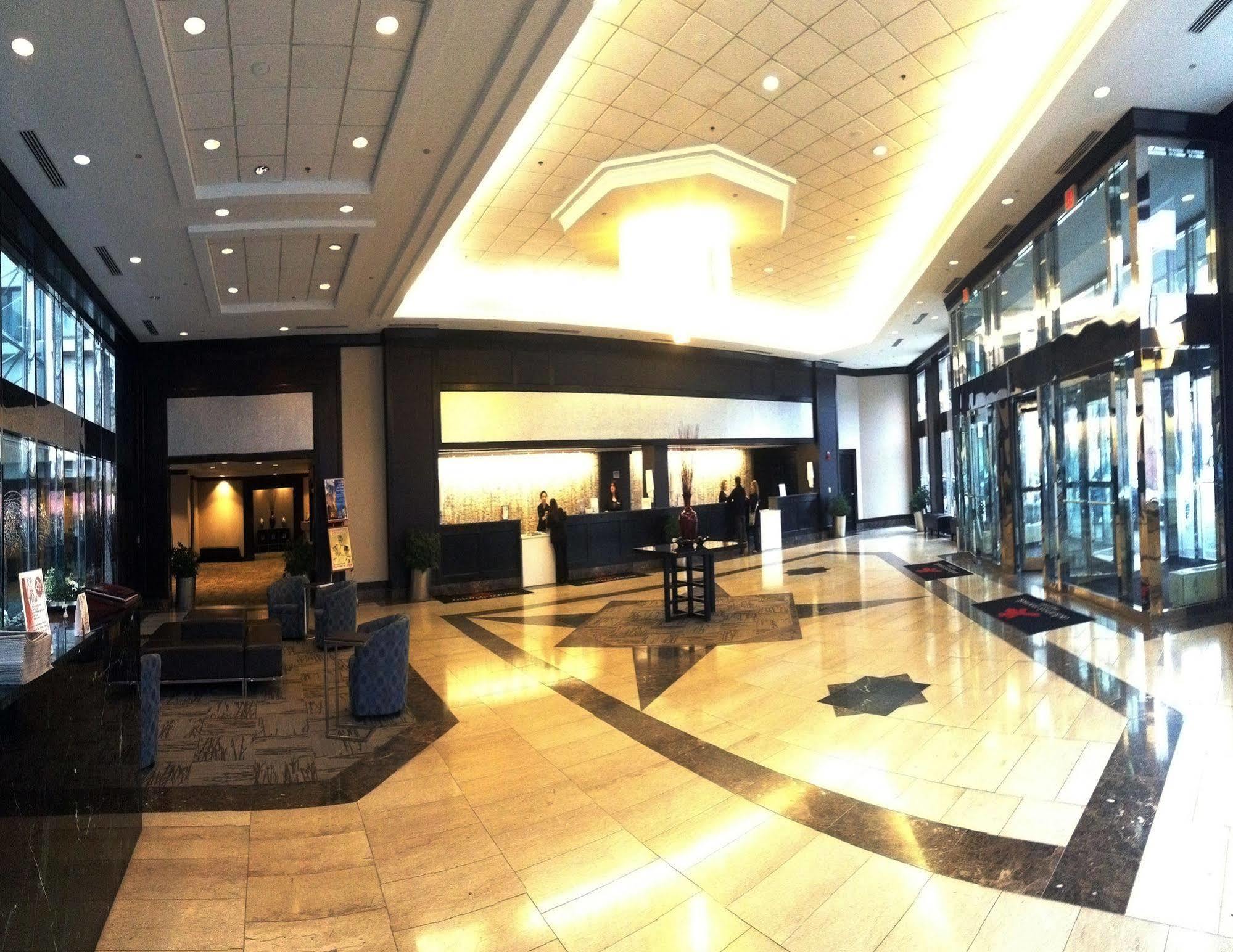 Ramada By Wyndham Buffalo Downtown Εξωτερικό φωτογραφία